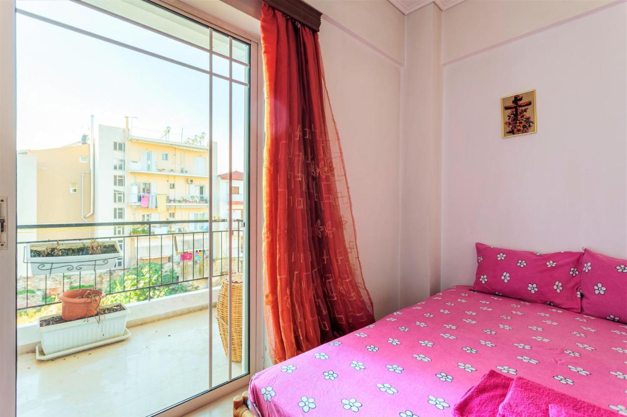 Bright Comfy Flat Near The Beach & The City Center Calamata Exterior foto