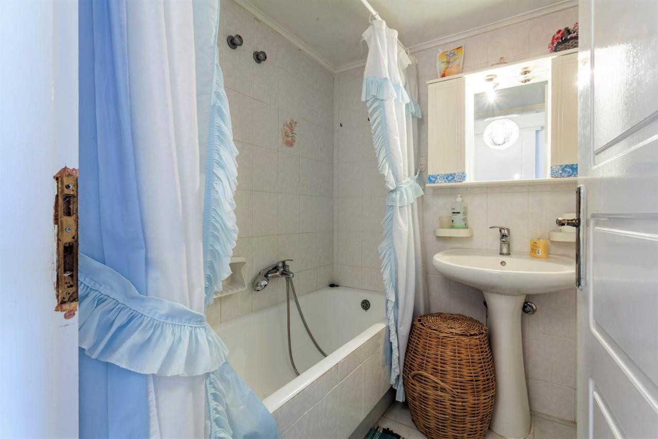 Bright Comfy Flat Near The Beach & The City Center Calamata Exterior foto